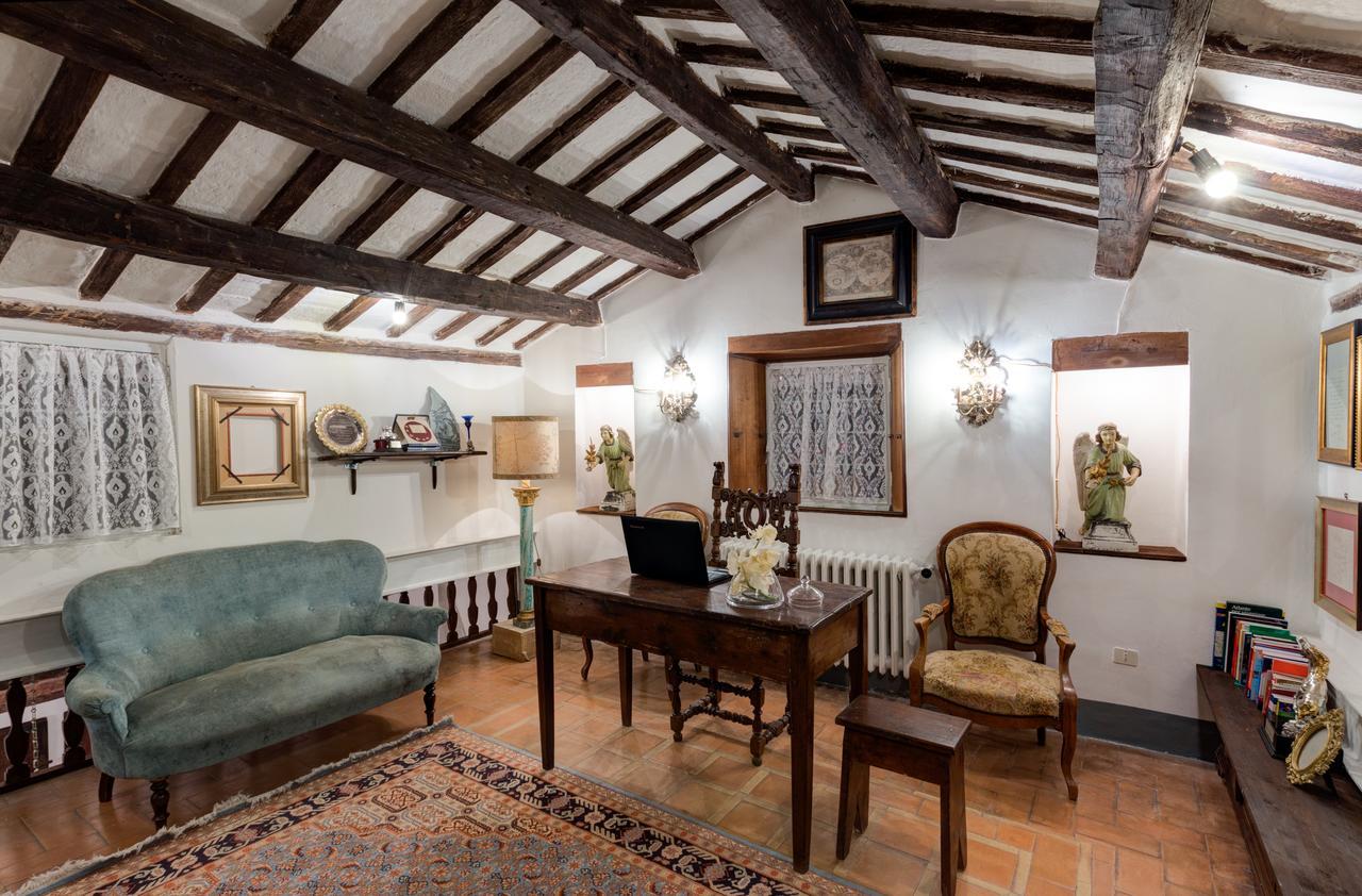 B&B La Residenza Del Poeta Montesicuro Extérieur photo