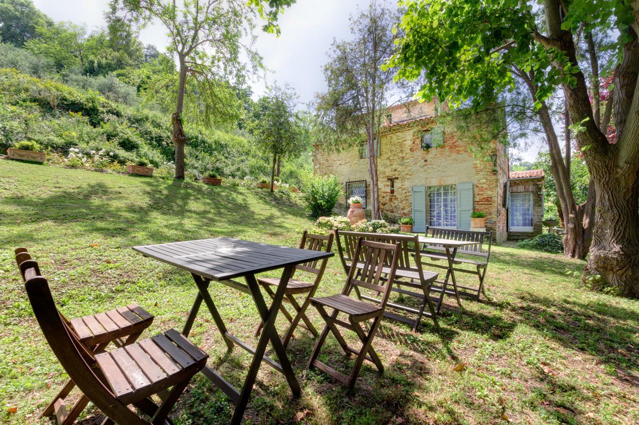 B&B La Residenza Del Poeta Montesicuro Extérieur photo