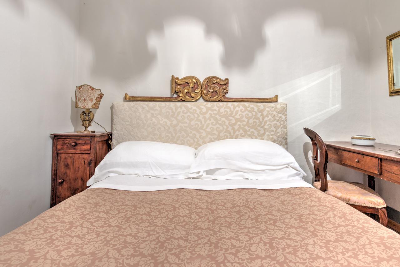 B&B La Residenza Del Poeta Montesicuro Extérieur photo