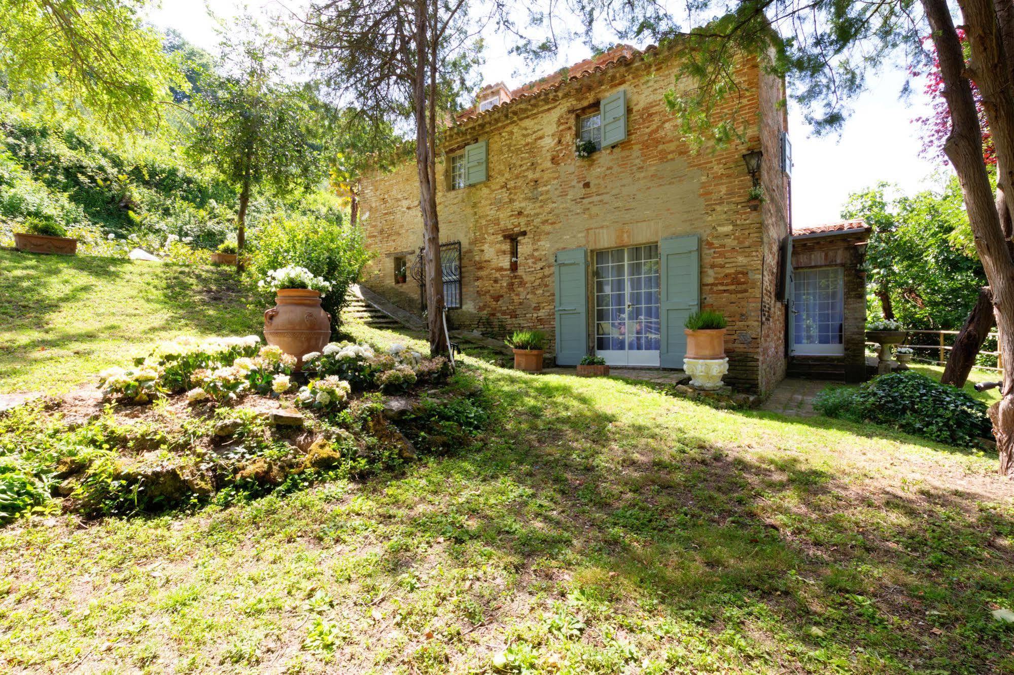 B&B La Residenza Del Poeta Montesicuro Extérieur photo